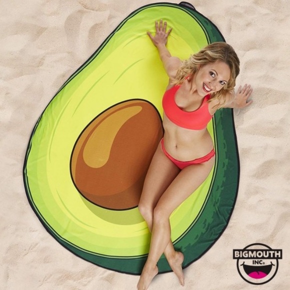 🥑 Avocado Shaped Beach Towel | Microfibre Quick Dry | LARGE - Picture 3 of 4